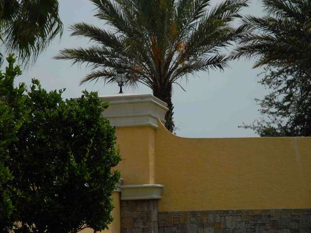 Custom Stucco Fence 024